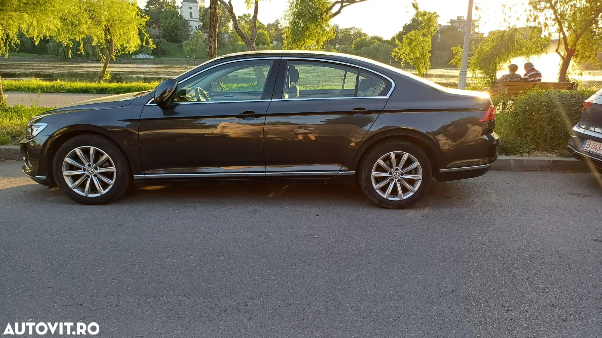 Volkswagen Passat - 3