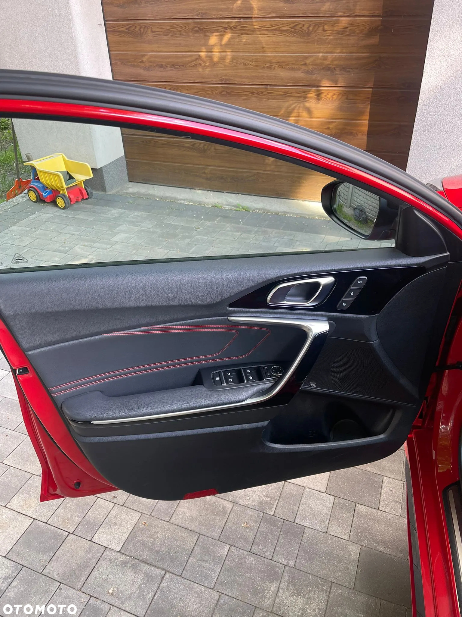 Kia ProCeed 1.6 T-GDI GT DCT - 12