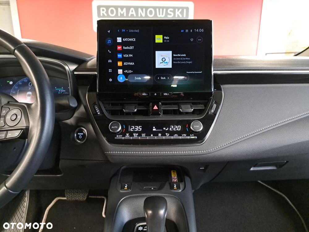 Toyota Corolla 1.8 Hybrid Comfort - 18