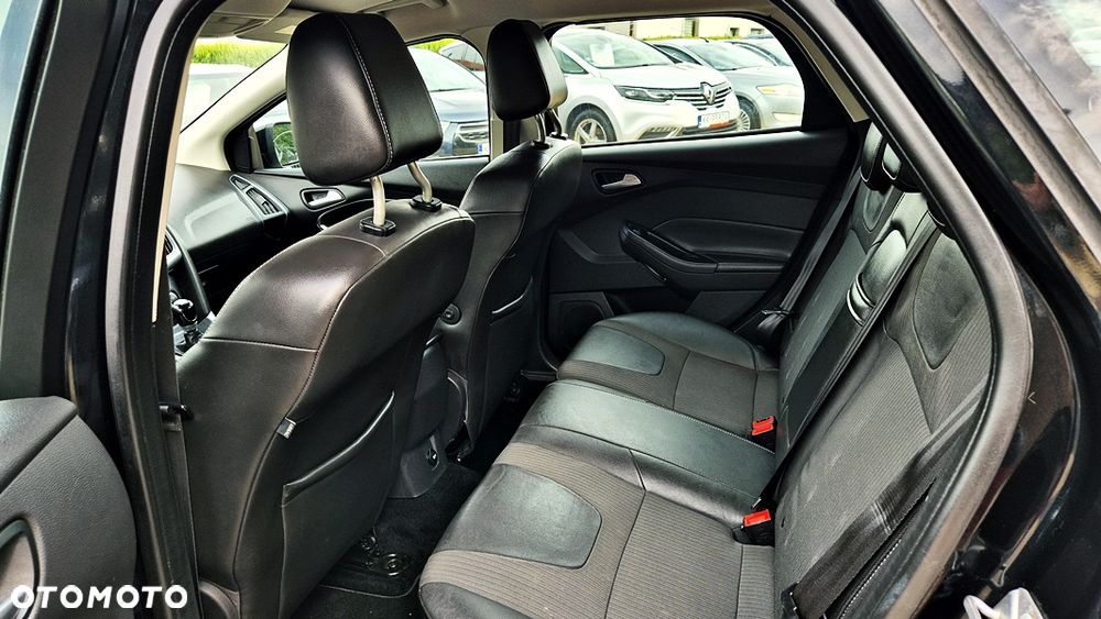Ford Focus 1.6 Titanium - 33