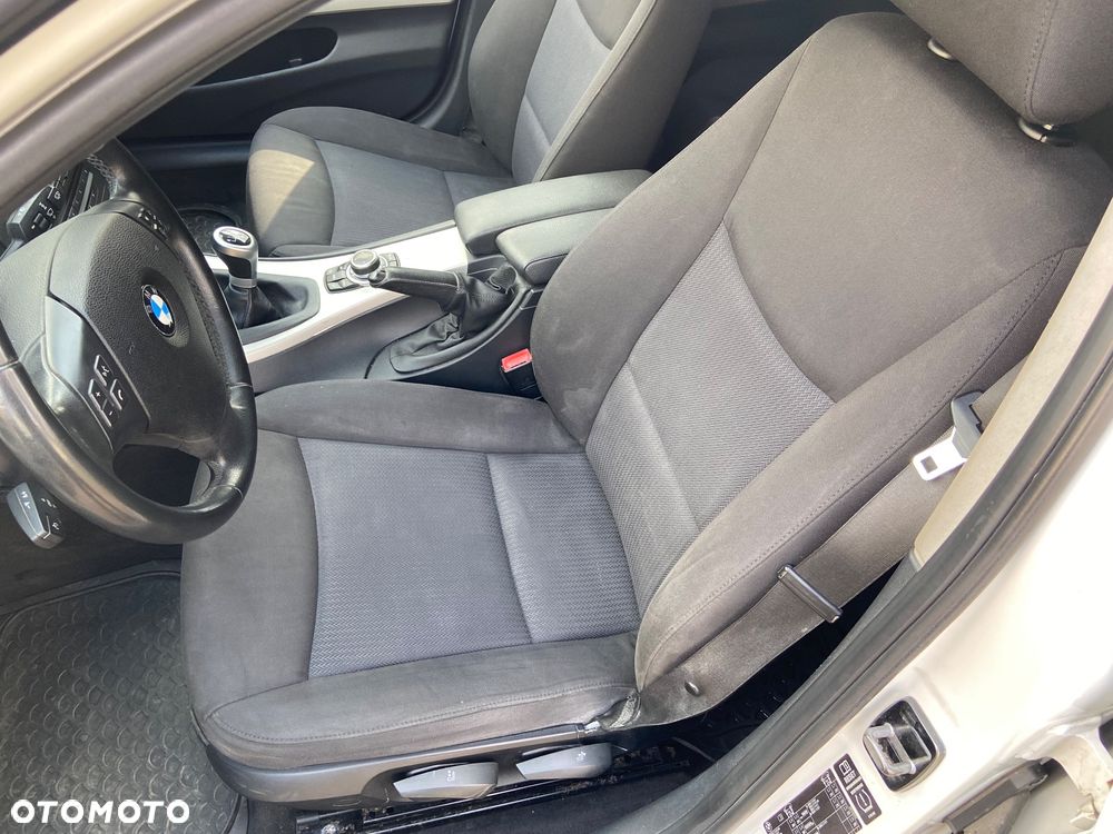 BMW Seria 3 316d - 13