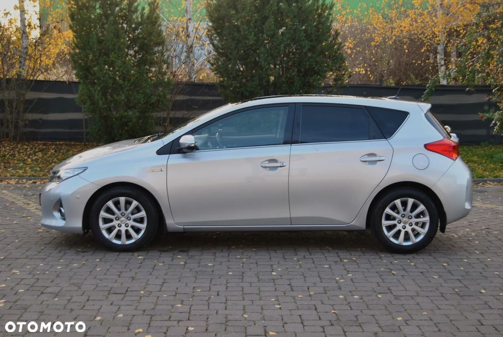 Toyota Auris 1.8 HSD Luna - 20