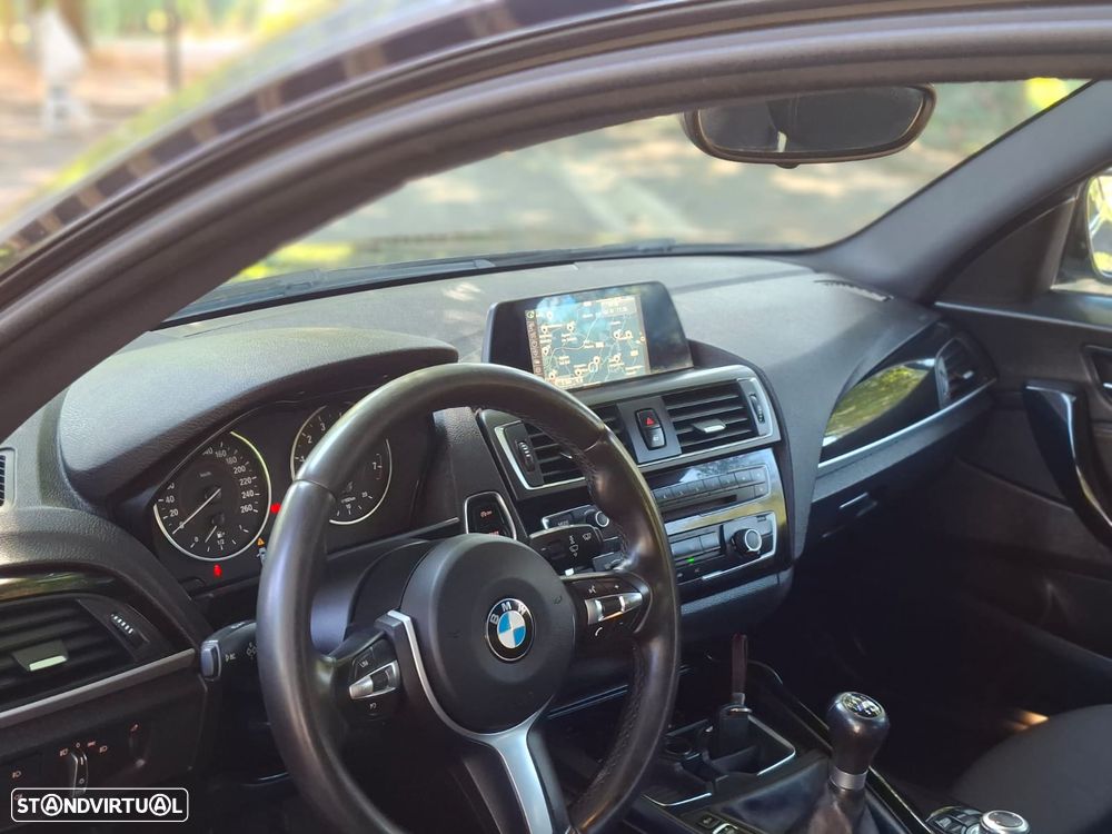BMW 116 i Sport Line - 2