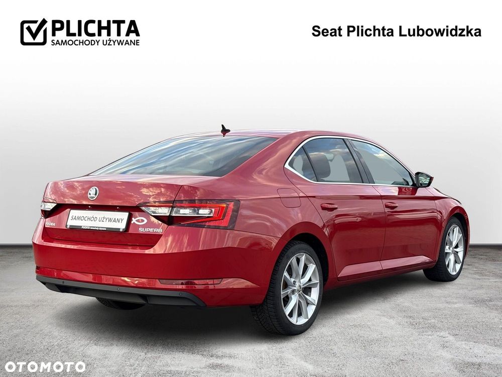 Skoda Superb 2.0 TDI Ambition DSG - 5