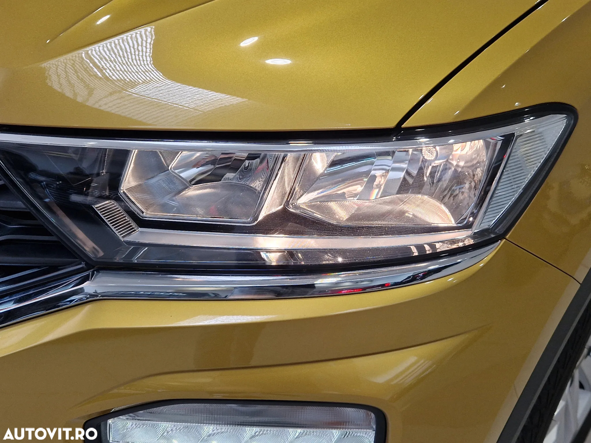 Volkswagen T-ROC Cabriolet 1.5 TSI OPF DSG R-Line - 9