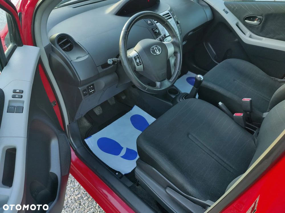 Toyota Yaris - 9
