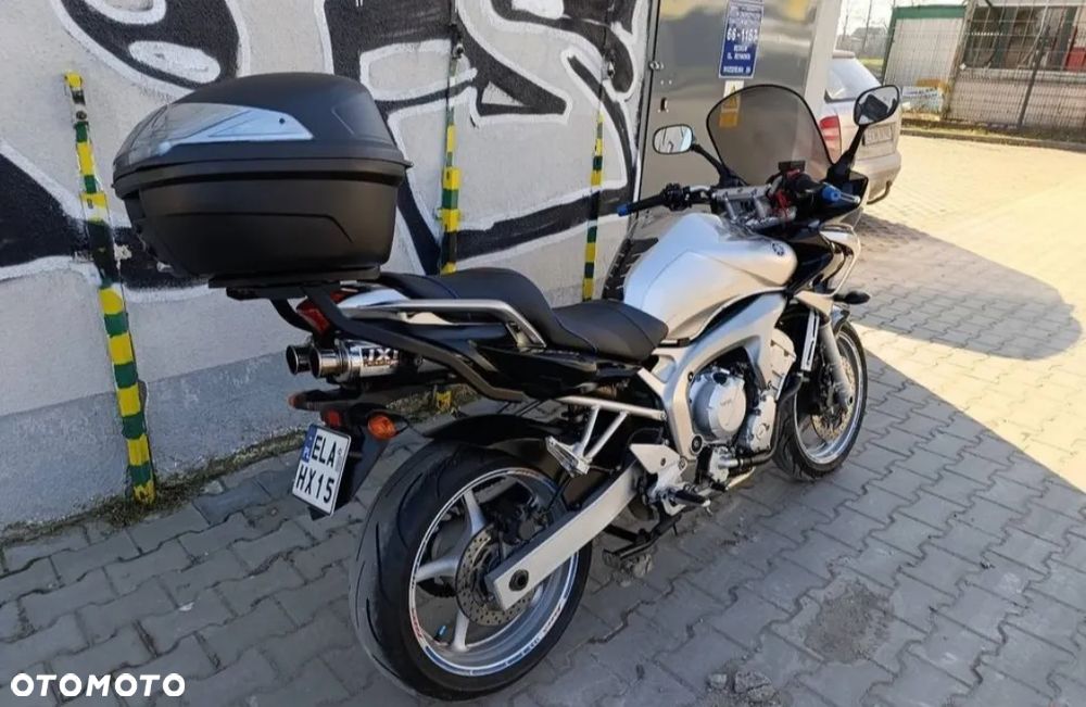 Yamaha FZ6 - 6