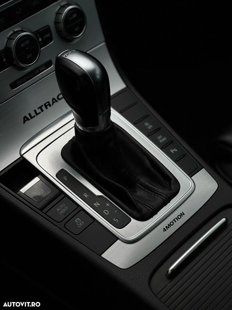 Volkswagen Passat Alltrack - 36