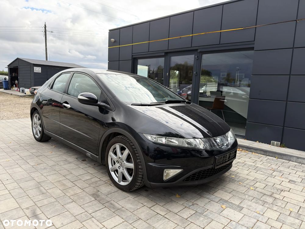 Honda Civic 1.8 Executive - 11