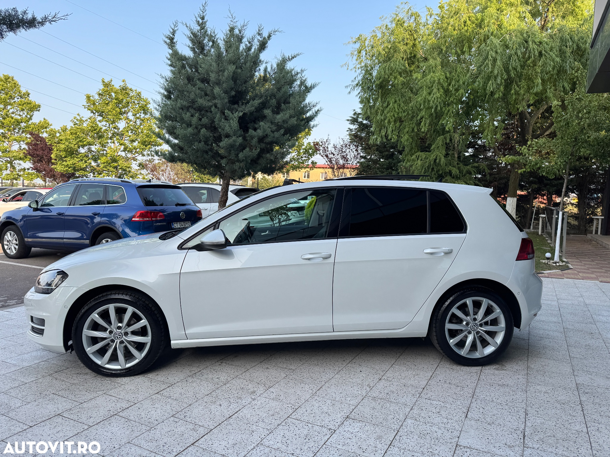 Volkswagen Golf 2.0 TDI SCR DSG Comfortline - 27