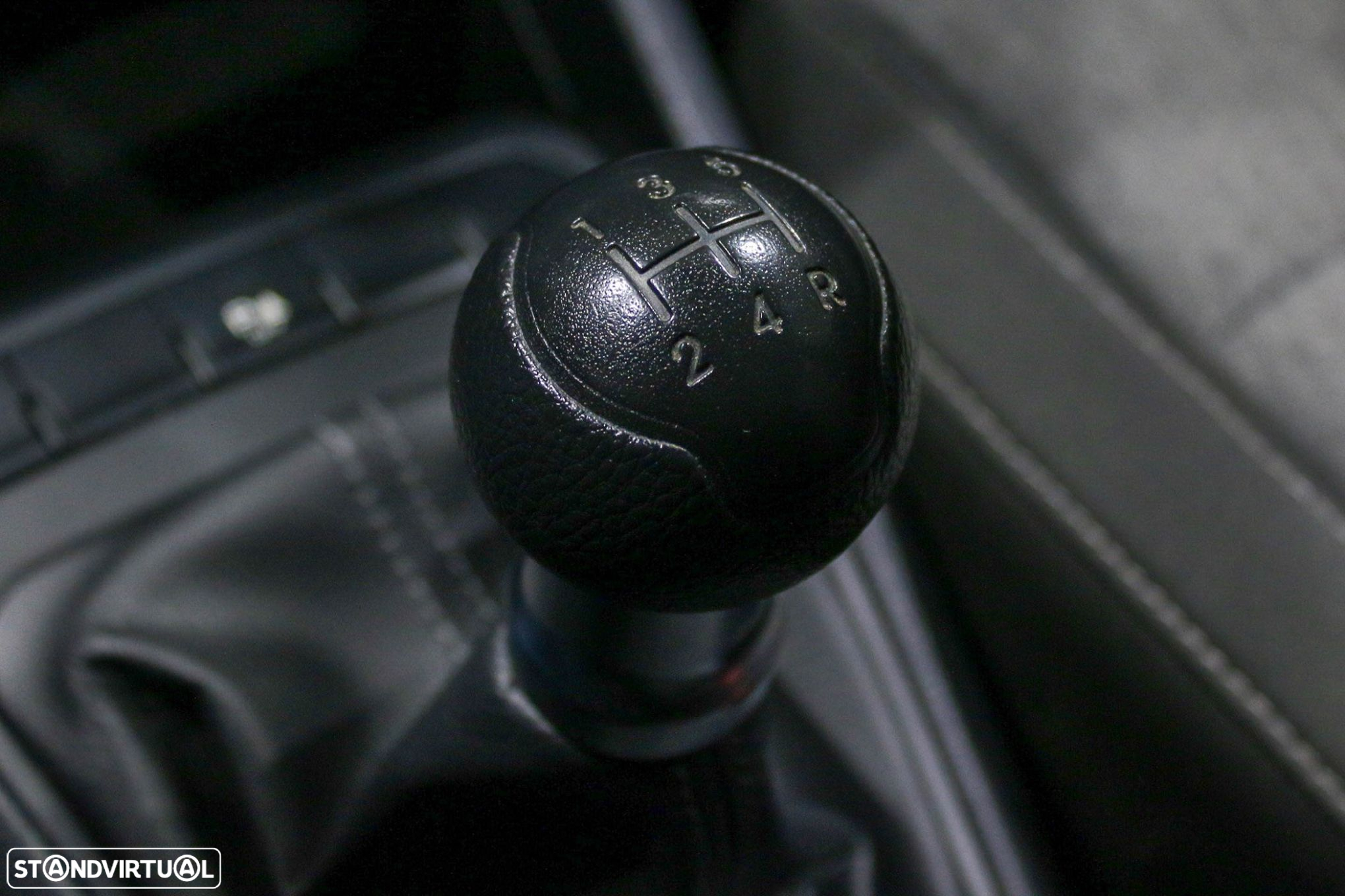 Kia Stonic 1.2 Dynamic - 29