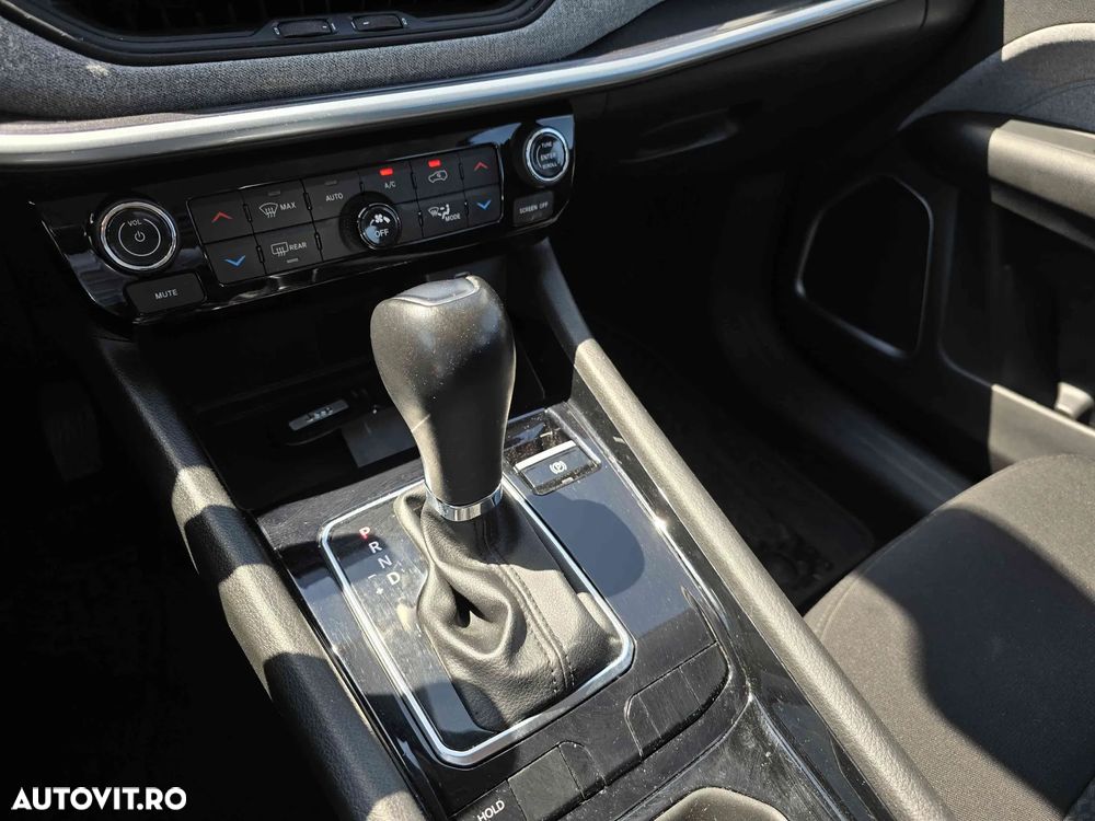 Jeep Compass - 14
