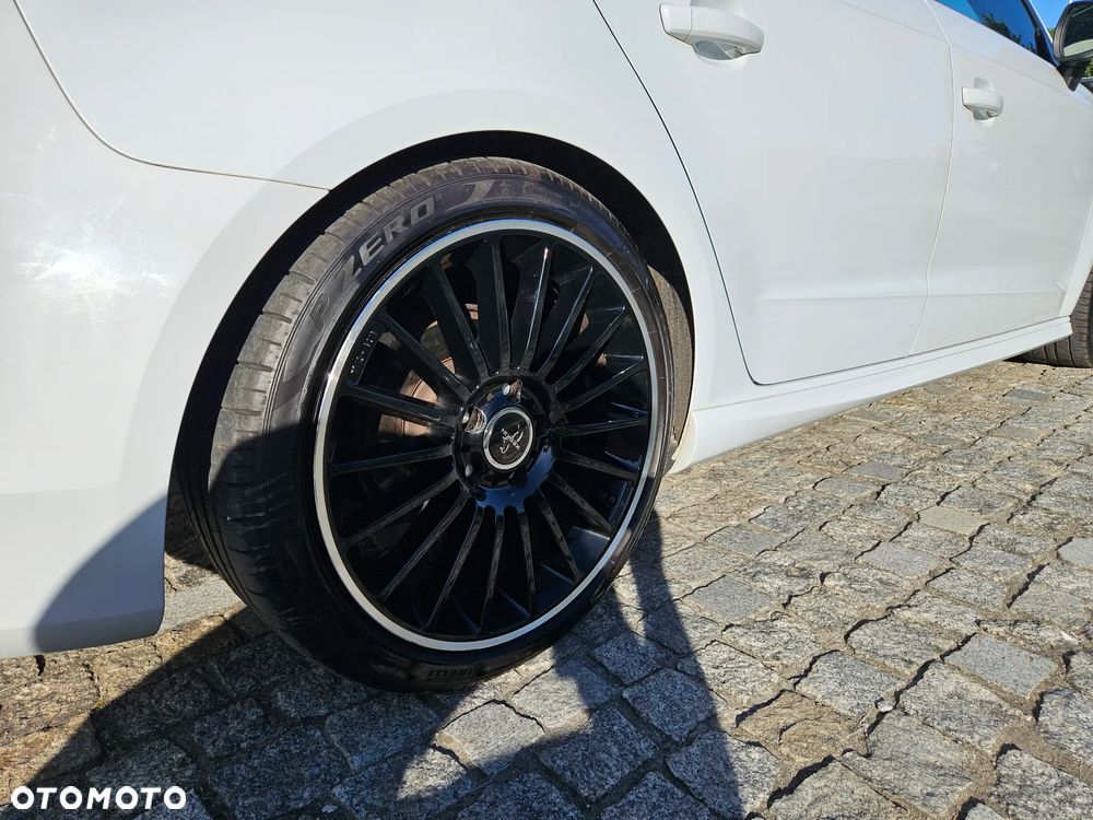 Audi A3 Sportback 1.8 TFSI Ambiente S tronic - 22