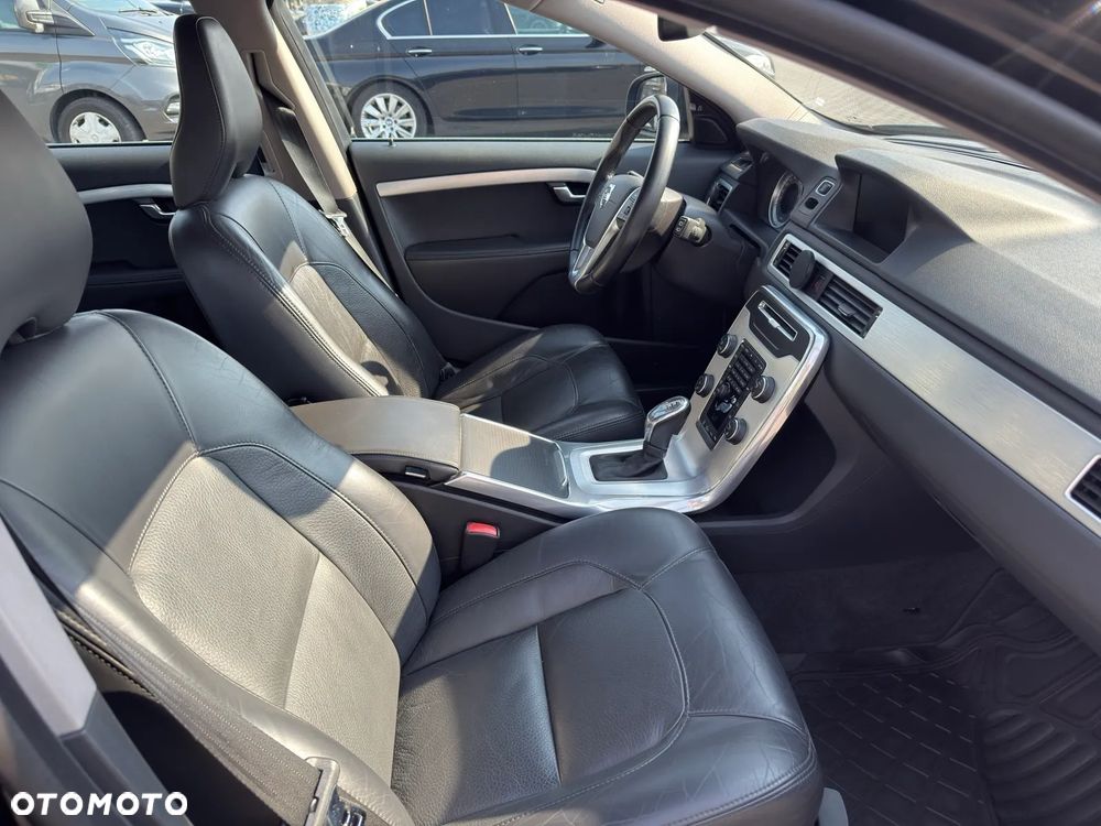 Volvo V70 - 16