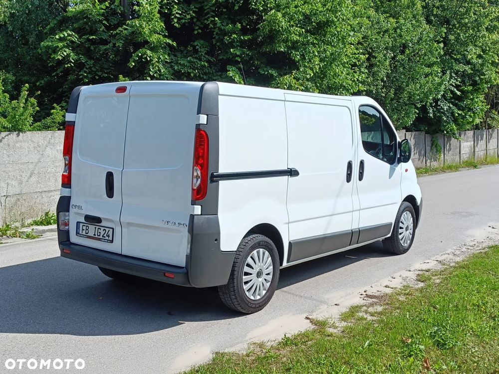 Opel Vivaro - 6
