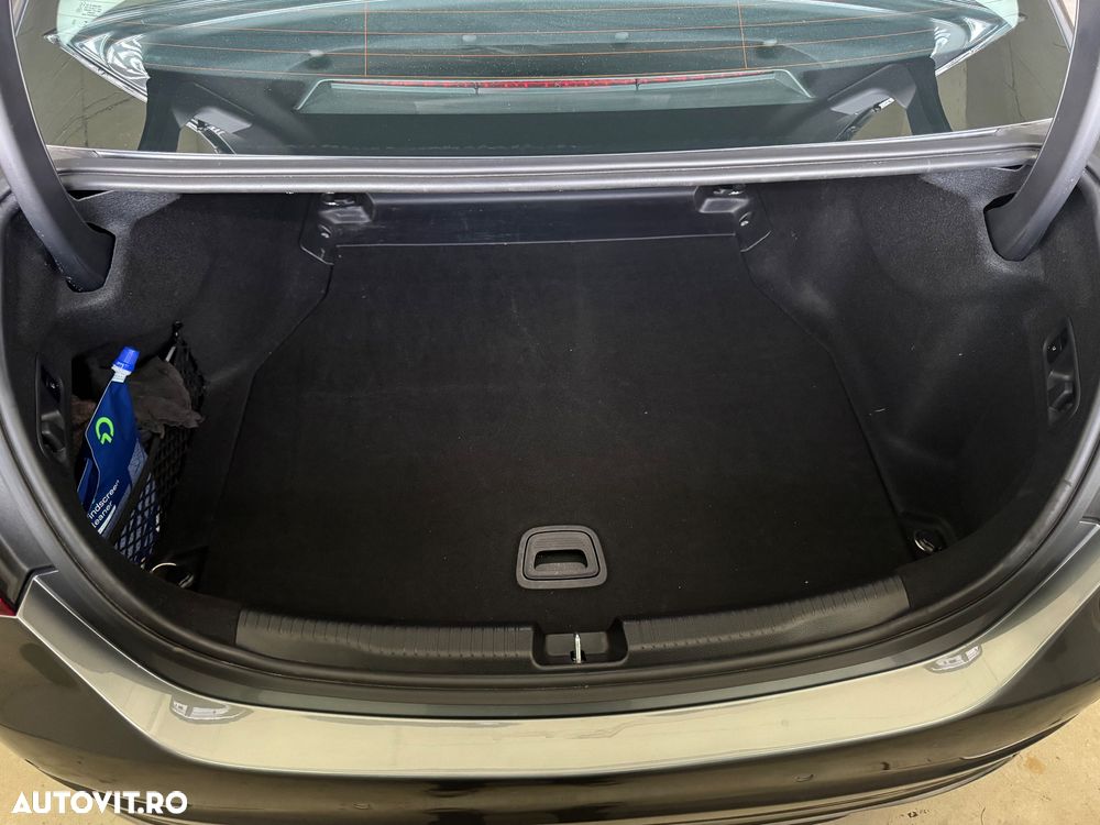 Mercedes-Benz C 180 9G-TRONIC Edition Avantgarde - 26