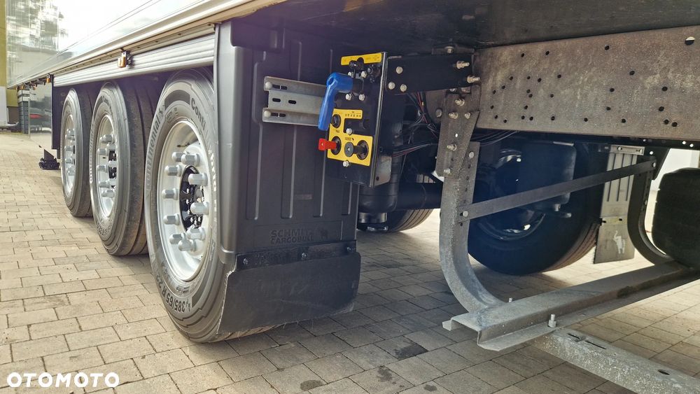 Schmitz Cargobull * CHŁODNIA * OŚ PODNOSZONA * 4 RYGLE * - 19