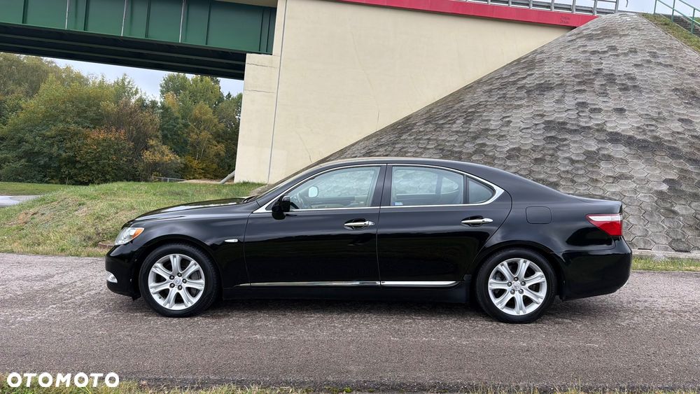 Lexus Ls 2009 photo 4