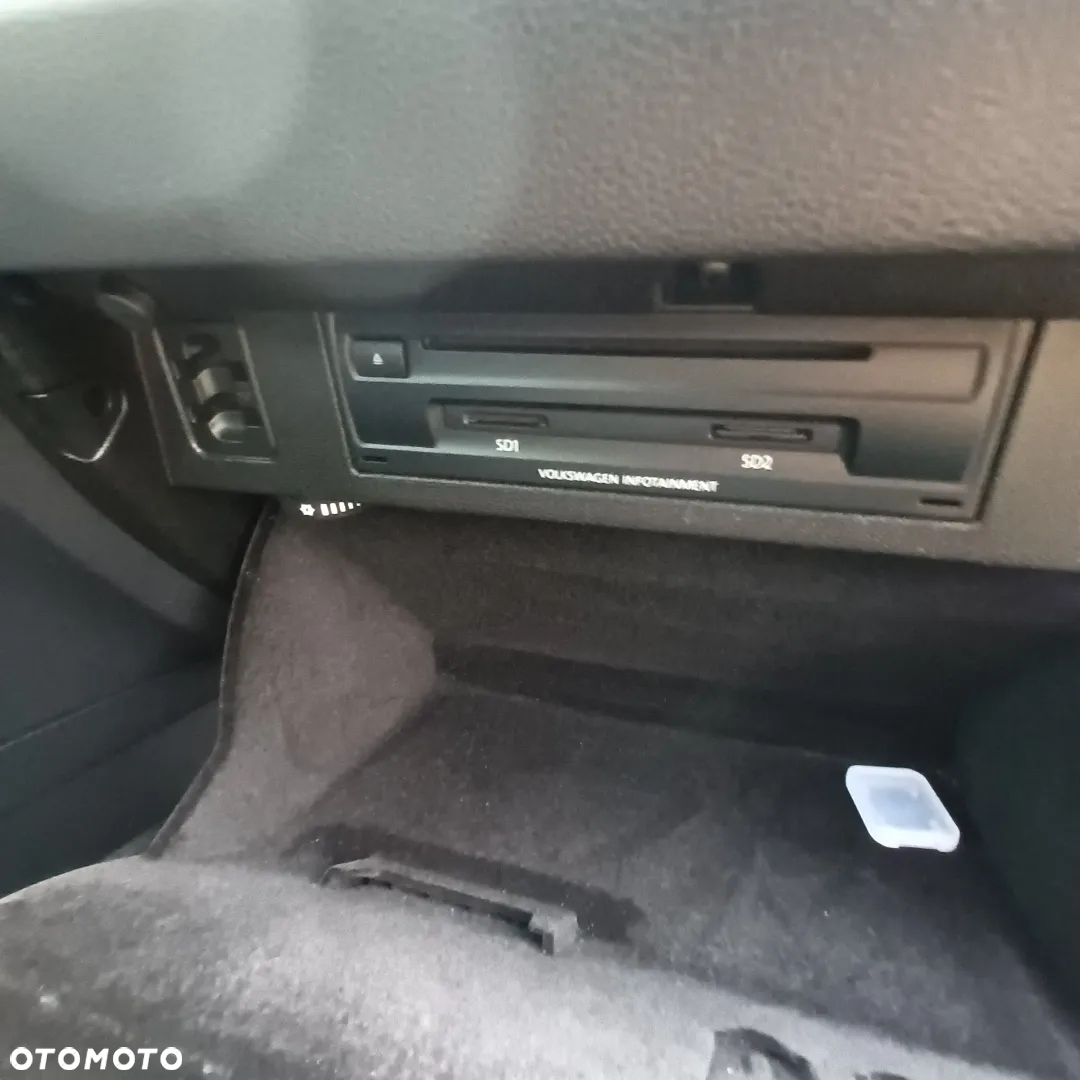 Volkswagen Passat 2.0 TDI BMT Comfortline - 13