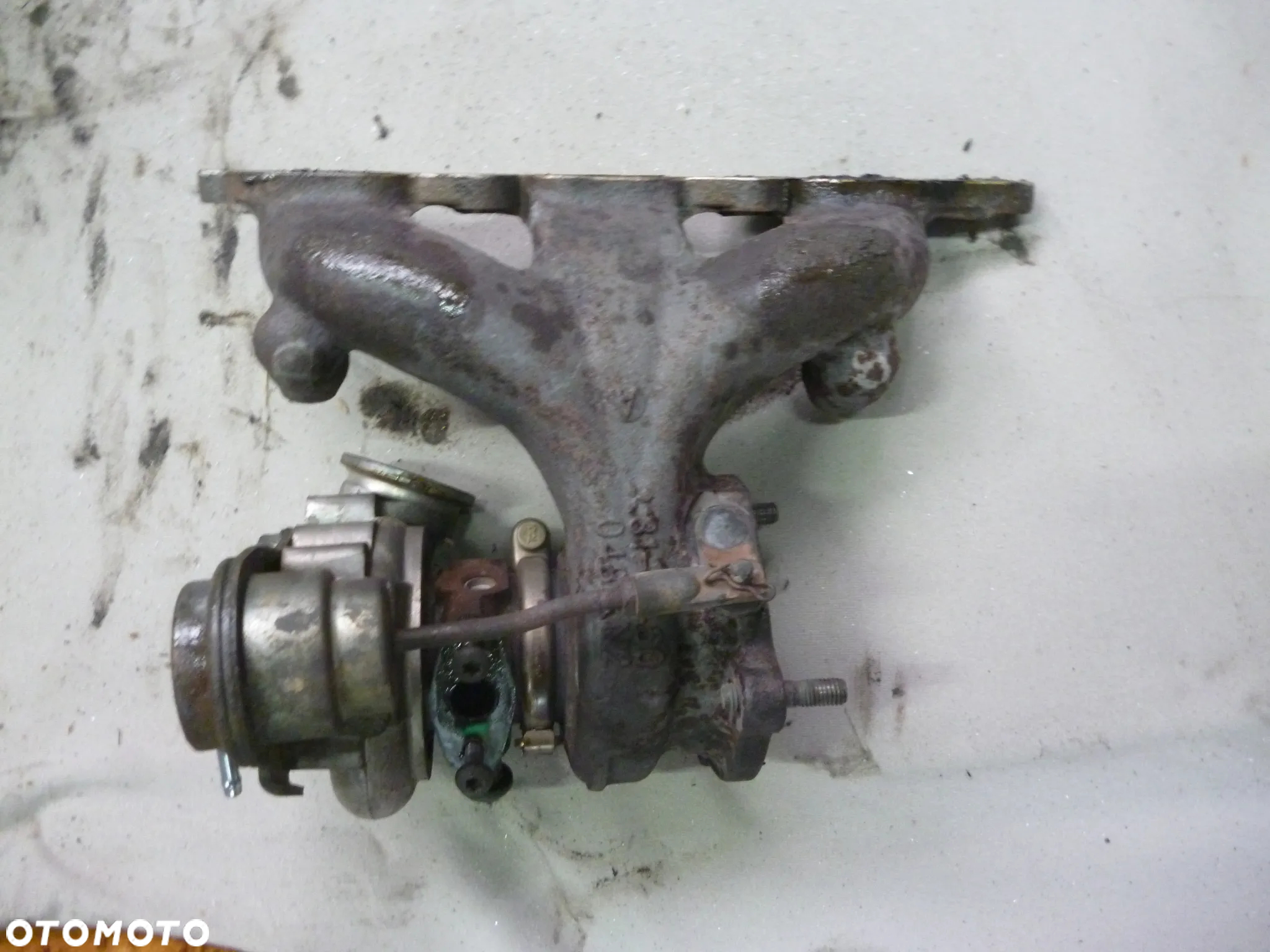VOLVO S80 I 2.9 T6 272KM TURBOSPRĘŻARKA TURBINA PRAWA - 2