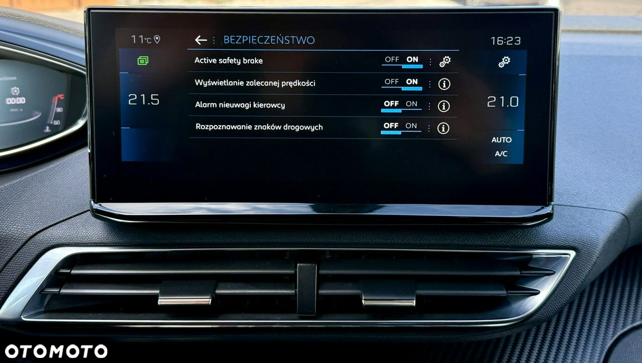 Peugeot 5008 BlueHDI 130 Allure Pack - 36