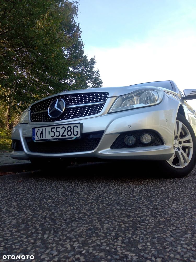 Mercedes-Benz Klasa C 180 7G-TRONIC - 7