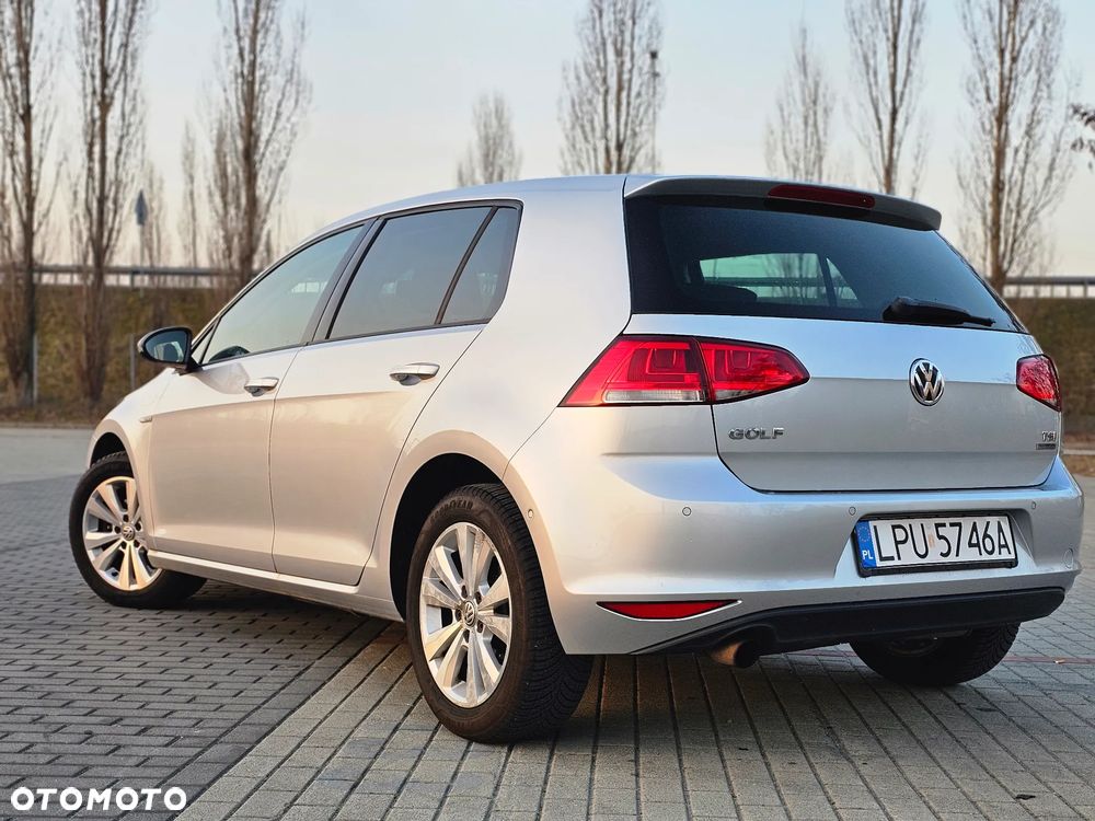 Volkswagen Golf 1.2 TSI BlueMotion Technology Cup - 13