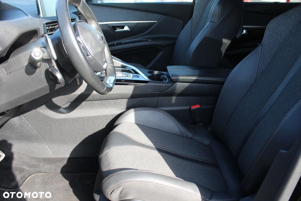 Peugeot 5008 PureTech 180 EAT8 Stop & Start GT - 12