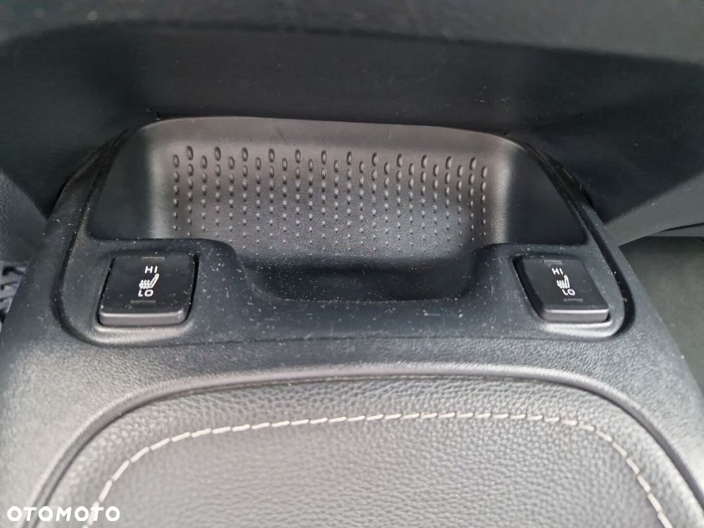 Toyota Corolla 2.0 Hybrid Comfort - 19