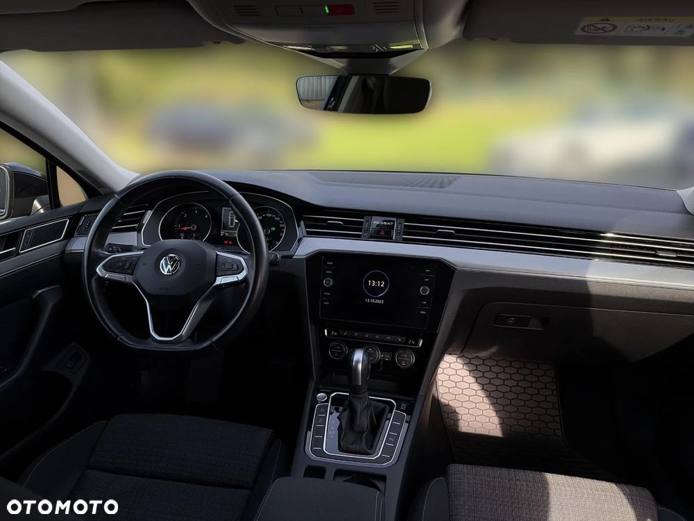 Volkswagen Passat 2.0 TDI Business DSG - 17