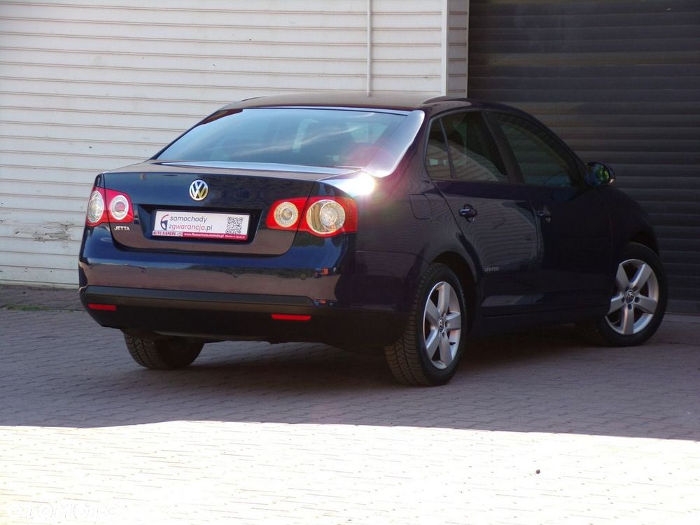 Volkswagen Jetta - 15
