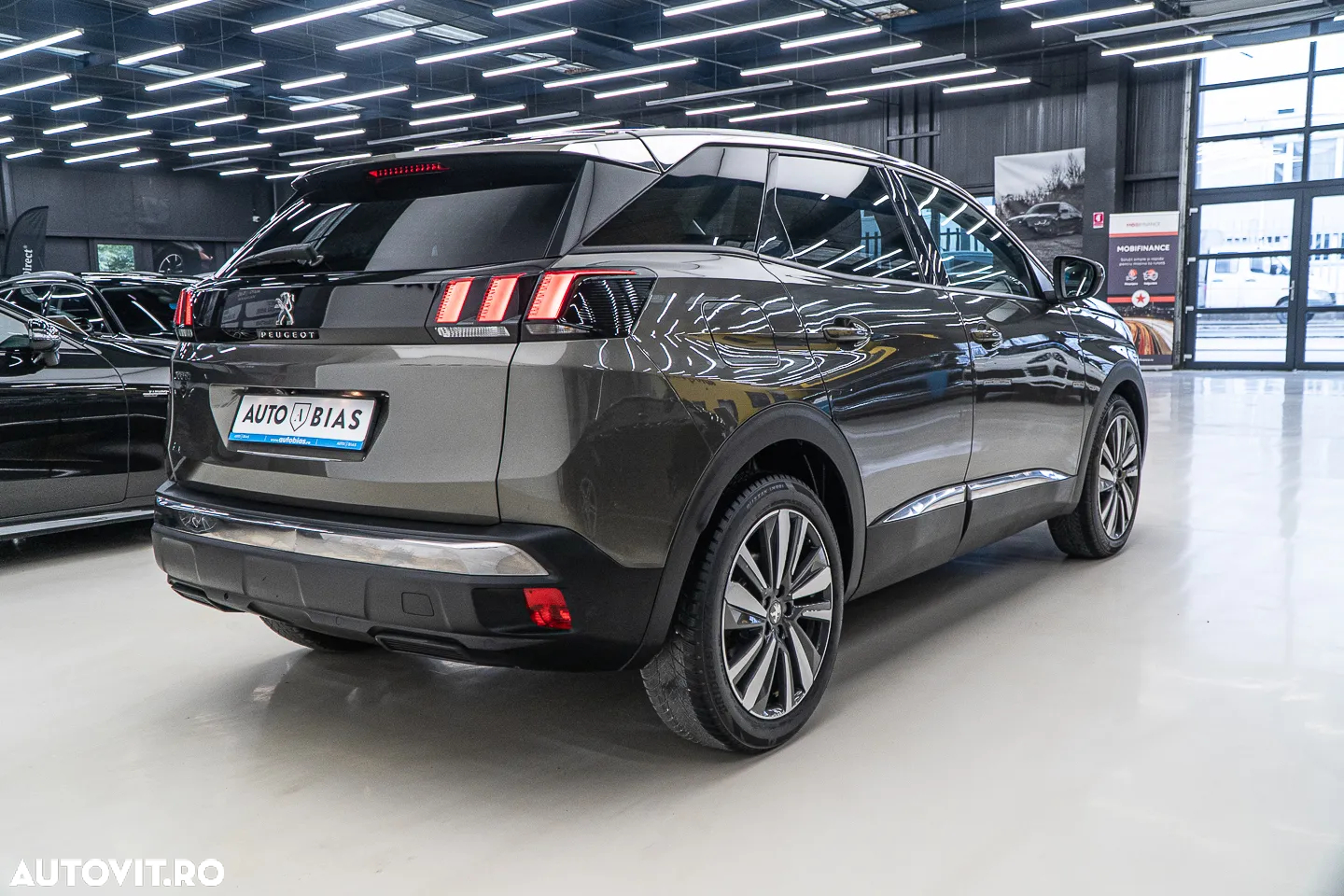 Peugeot 3008 1.2 PureTech Turbo S&S EAT8 Allure - 7