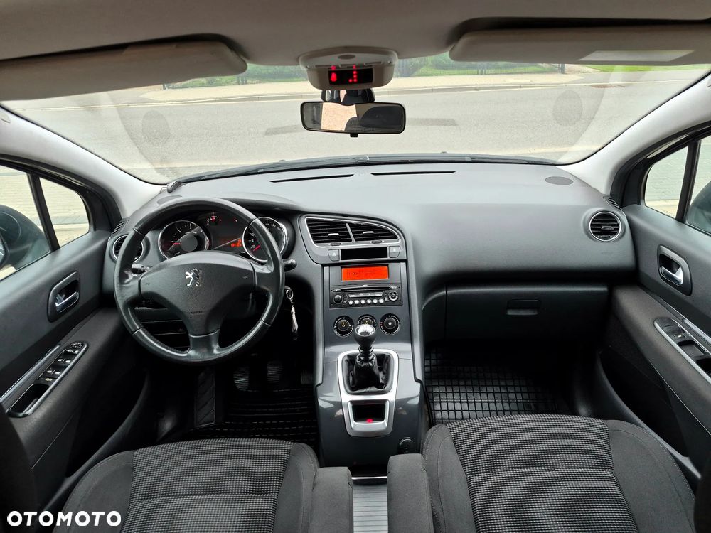 Peugeot 5008 - 9