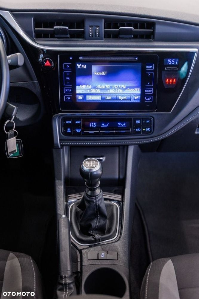 Toyota Auris - 27