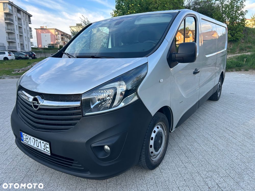 Opel Vivaro Long - 2