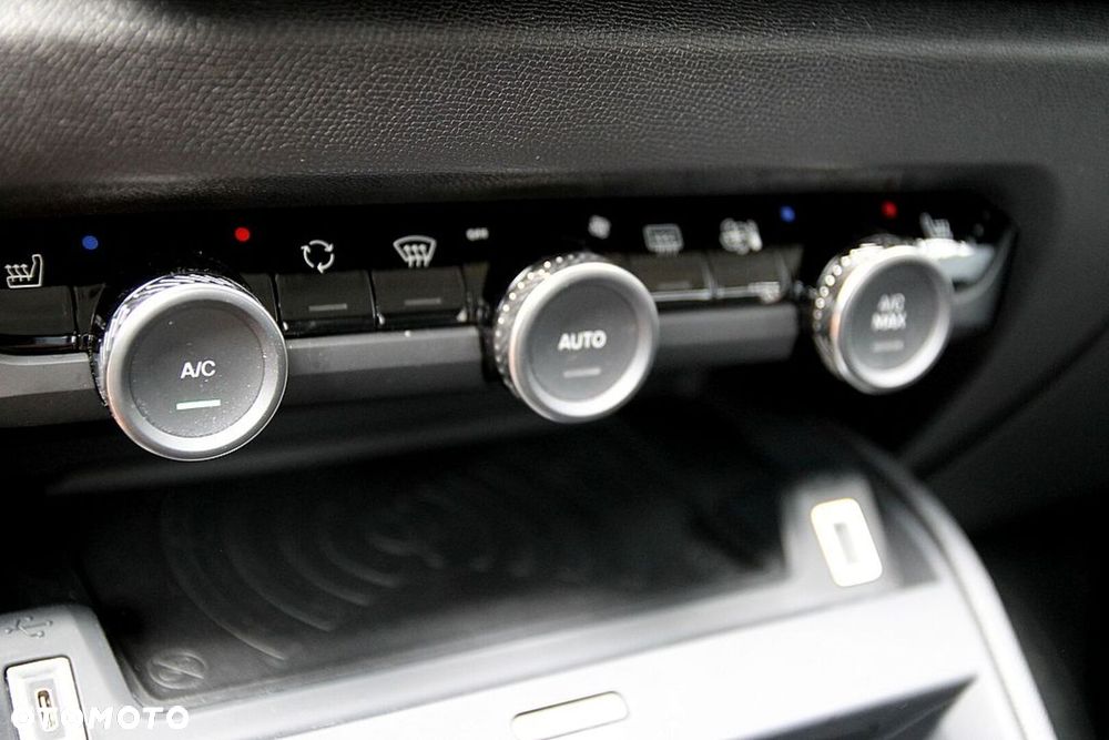 Citroën C4 1.2 PureTech Shine S&S EAT8 - 28