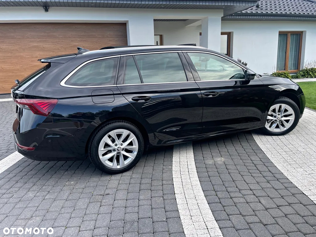 Skoda Octavia Combi 2.0 TDI DSG Exclusive Plus - 10