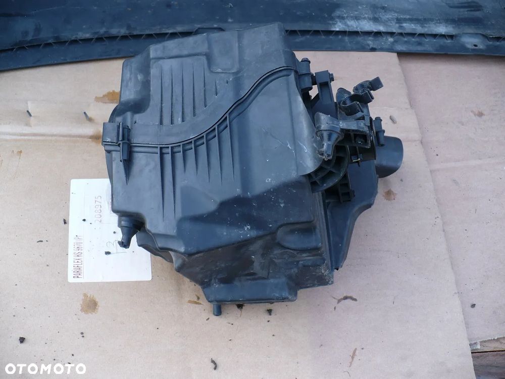 FOCUS MK3 10-18 OBUDOWA FILTRA POW. AV619600BF - 3