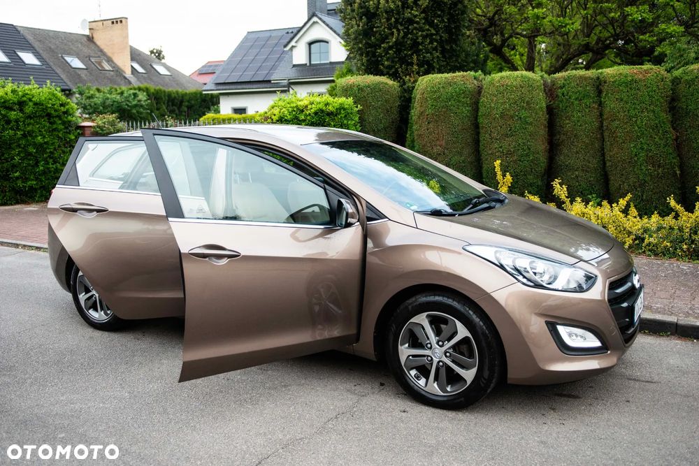 Hyundai i30 1.6 Comfort - 15