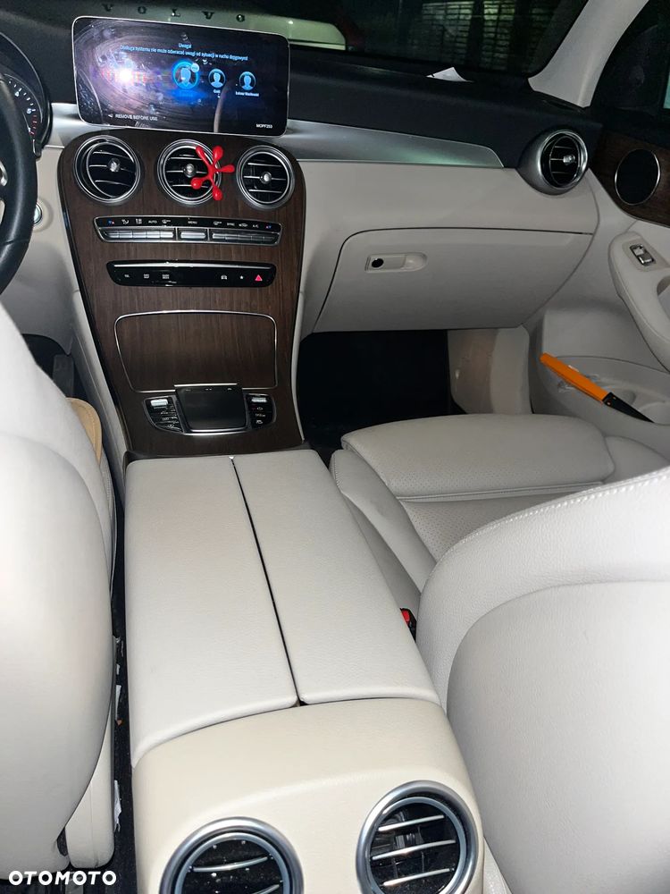 Mercedes-Benz GLC 200 d 4-Matic - 6