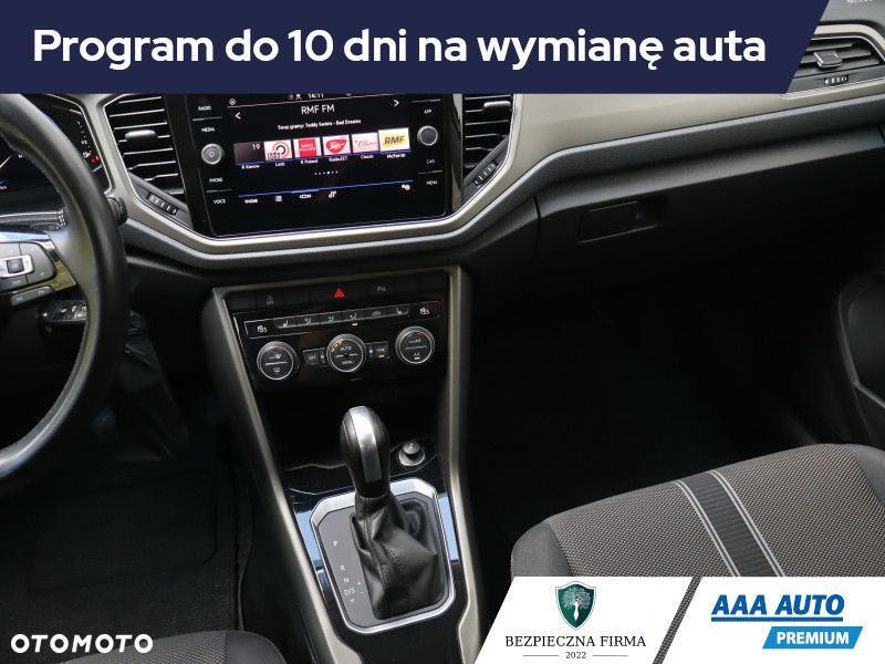 Volkswagen T-Roc - 9