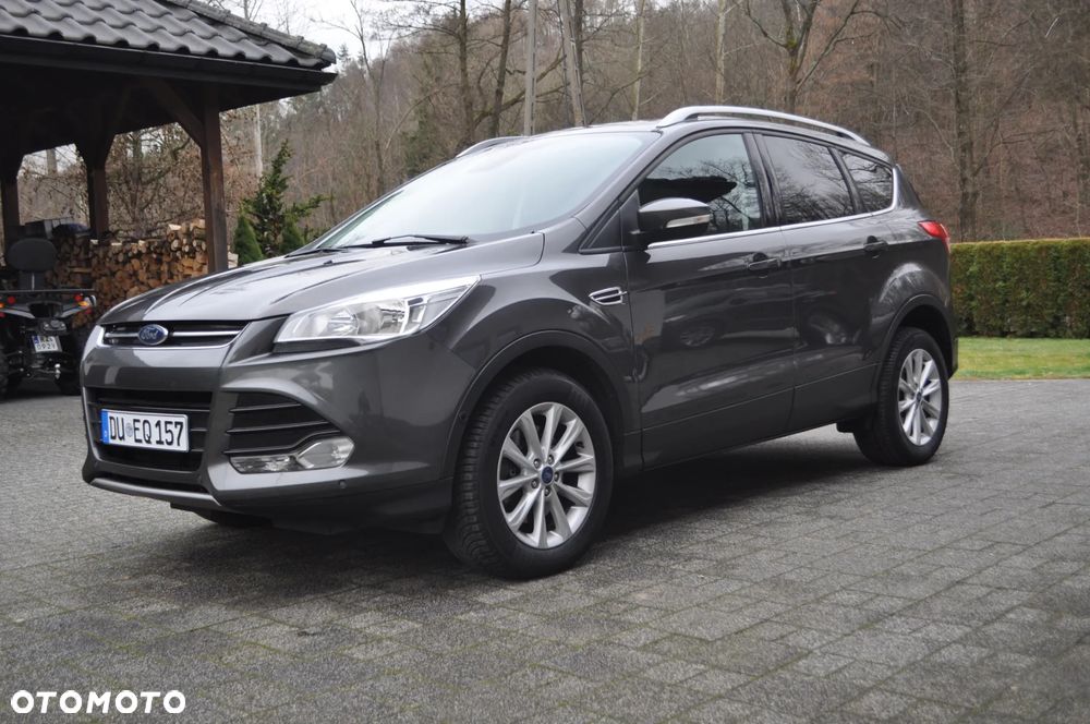 Ford Kuga 2.0 TDCi 2x4 Titanium - 13