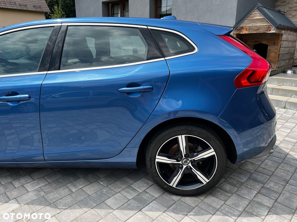 Volvo V40 D2 Drive-E R-Design Kinetic - 12