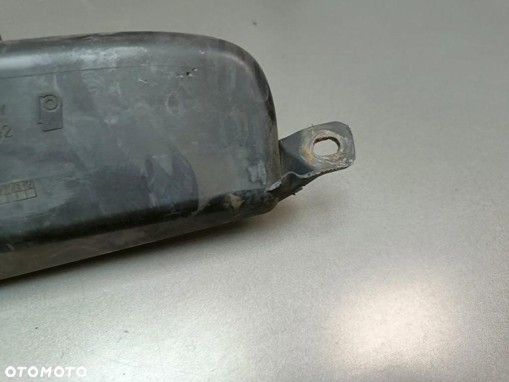 Wzmocnienie Atrapy Grilla Audi Q5 8R Wspornik Podpora 8R0853692 - 8