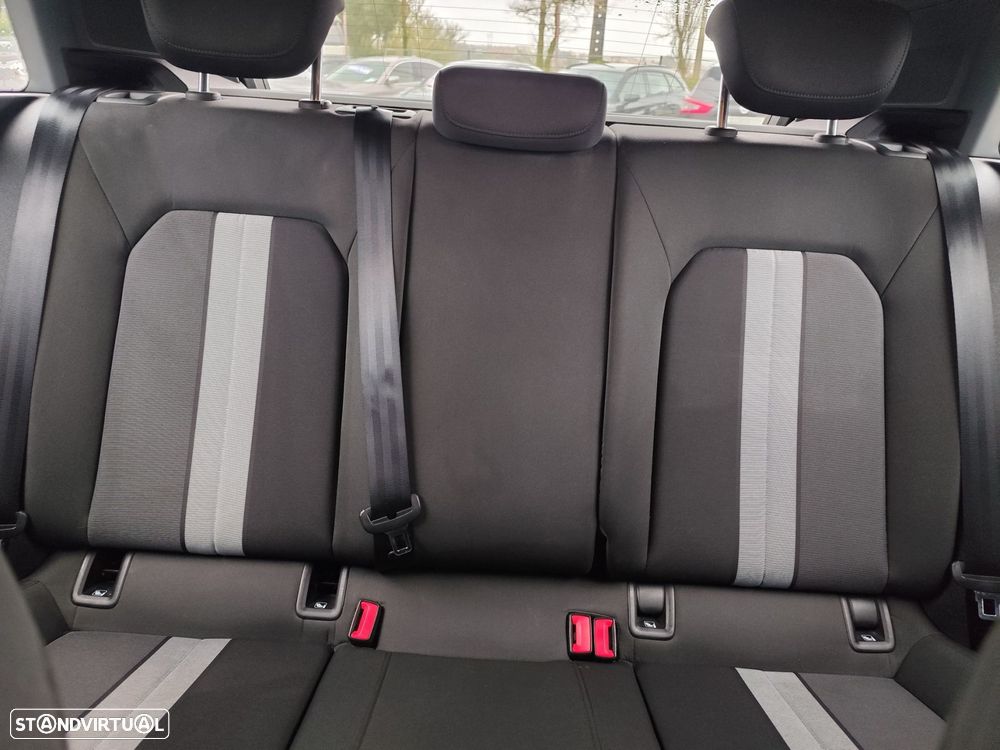 Audi A3 Sportback 30 TFSI Advanced - 23