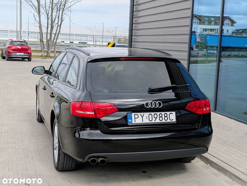 Audi A4 Avant 2.0 TDI DPF multitronic Attraction - 9
