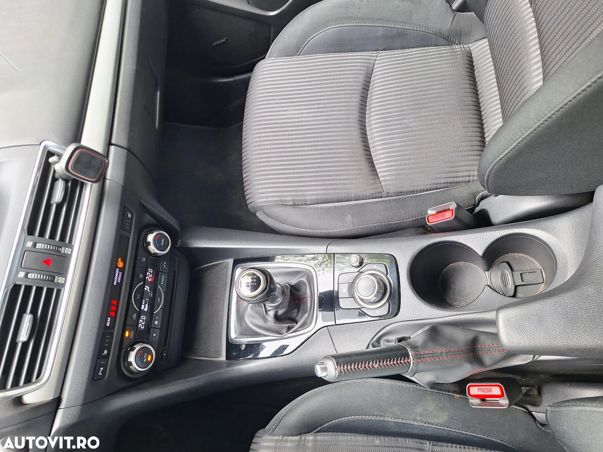 Mazda 3 G165 Revolution Top - 16