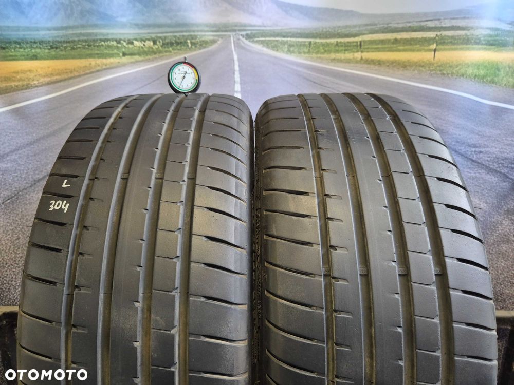 Para opon Goodyear Eagle F1 245/35/20  RSC - 2