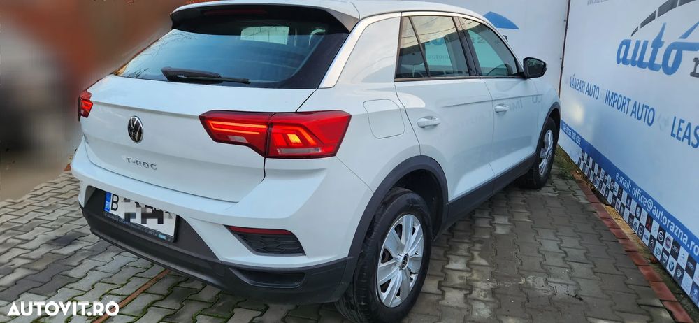 Volkswagen T-Roc - 4