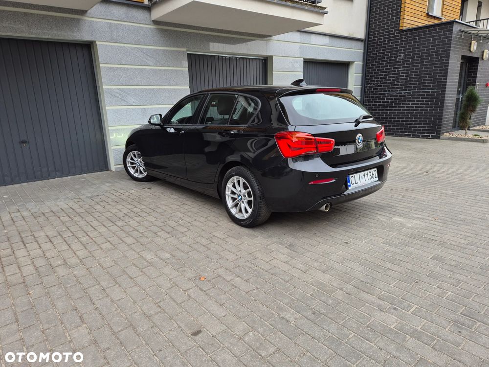 BMW Seria 1 116i - 4